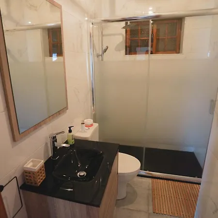 Refugio Da Canicada - T4, Piscina Aquecida