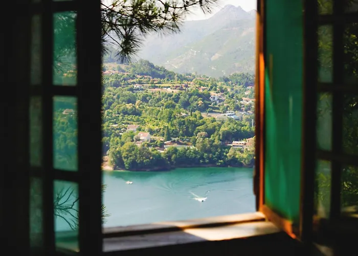 Refugio Da Canicada - T4, Piscina Aquecida * 제어스